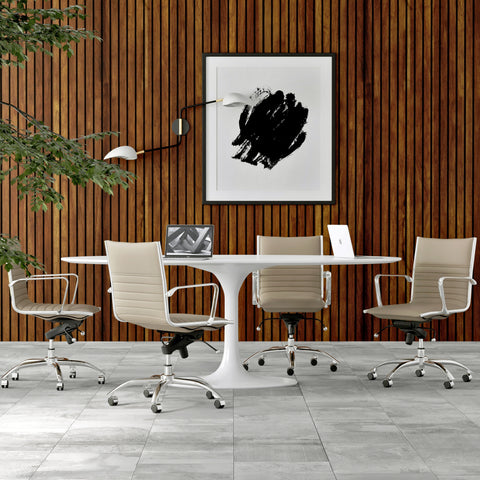 Matte White / 79 Oval Dining Table